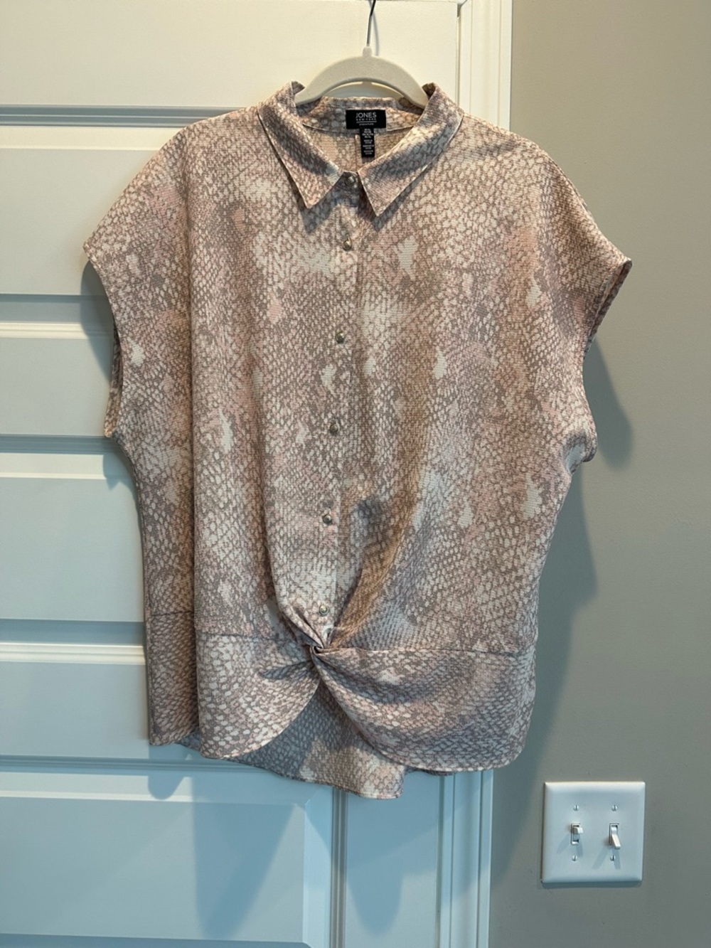 Jones New York Blush Snake-Print Button Front Tie Hem Top